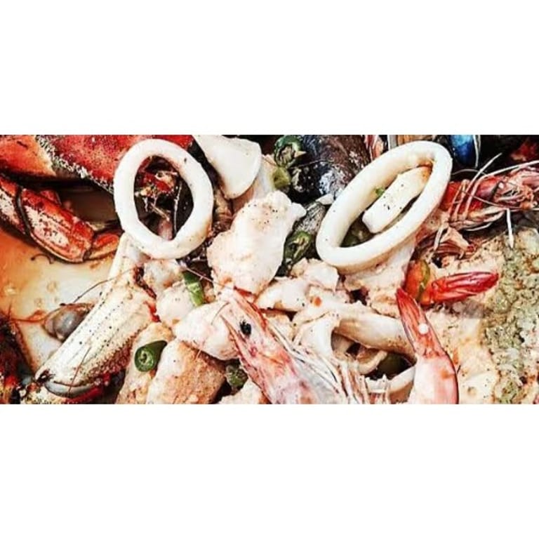 Delicious Seafood Ramen and More